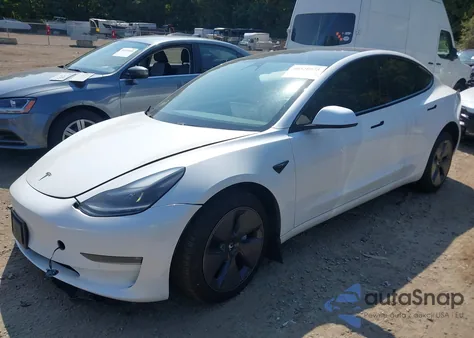 2021 Tesla Model 3 Long Range Dual Motor All-Wheel Drive z USA, uszkodzony, nr VIN 5YJ3E1EB5MF960596
